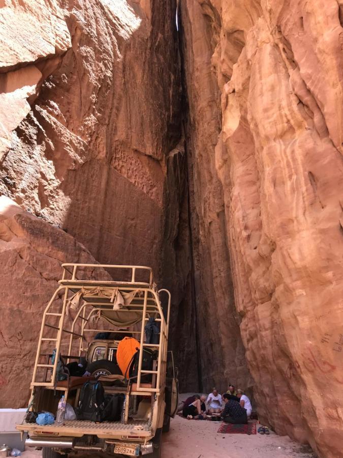 Wadirum Zeid Camp&Tours وادي رم المظهر الخارجي الصورة