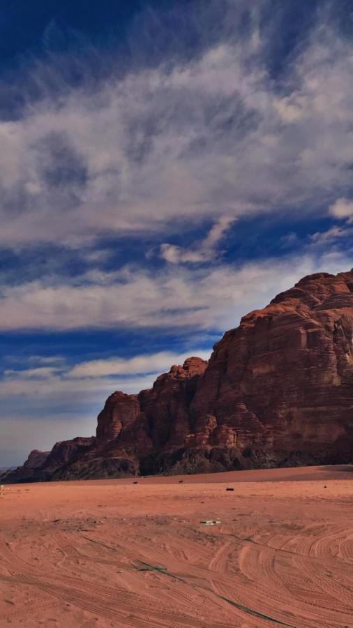 Wadirum Zeid Camp&Tours وادي رم المظهر الخارجي الصورة