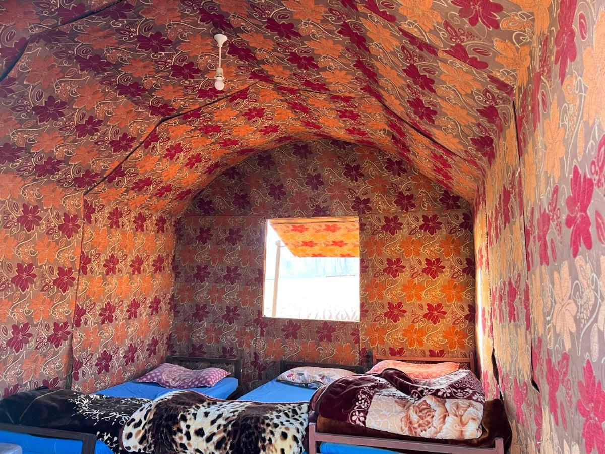 Wadirum Zeid Camp&Tours وادي رم المظهر الخارجي الصورة