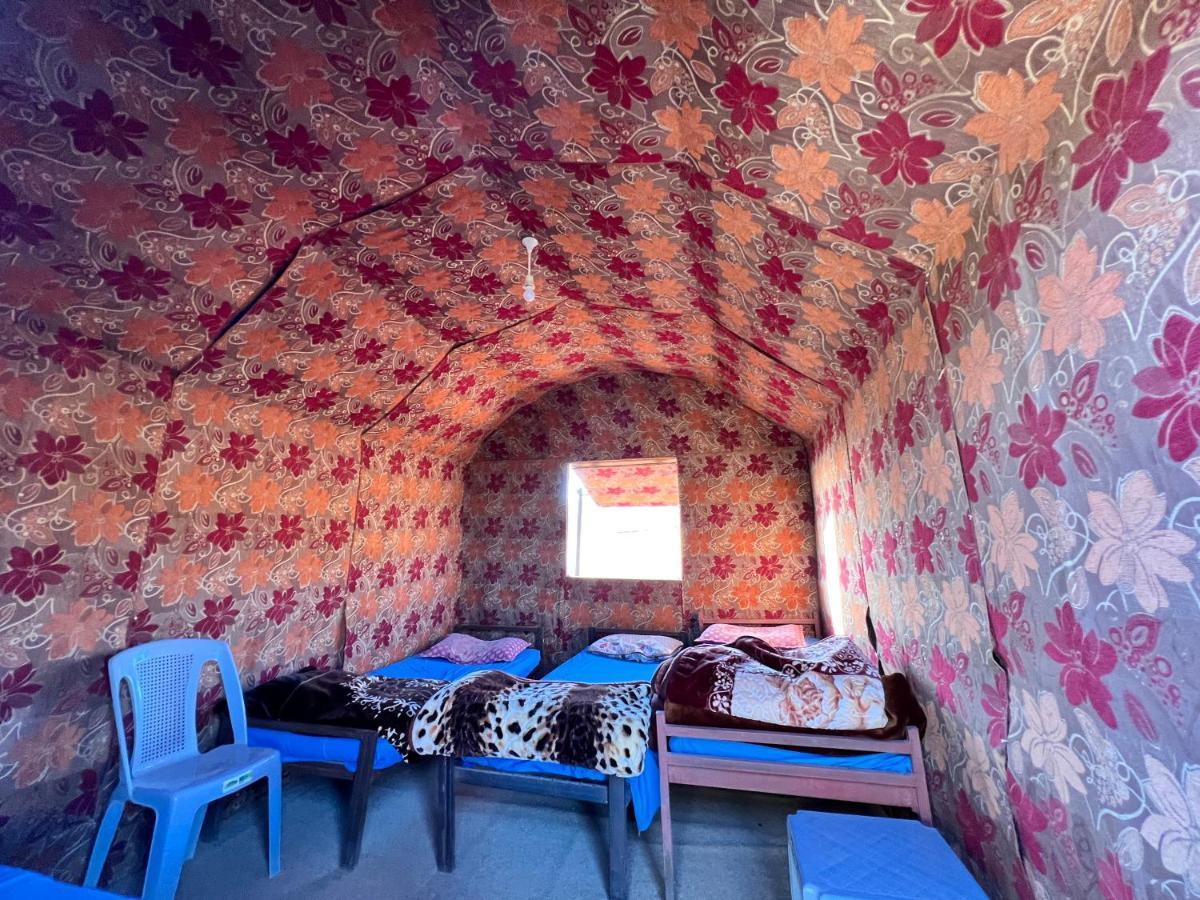 Wadirum Zeid Camp&Tours وادي رم المظهر الخارجي الصورة
