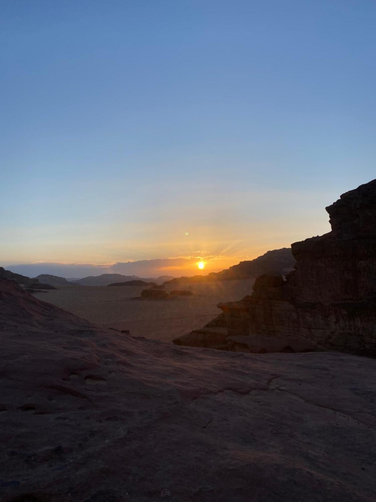 Wadirum Zeid Camp&Tours وادي رم المظهر الخارجي الصورة